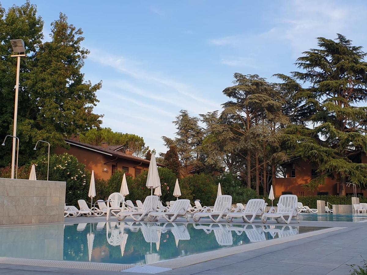 Azur Apartment Sirmione Zewnętrze zdjęcie